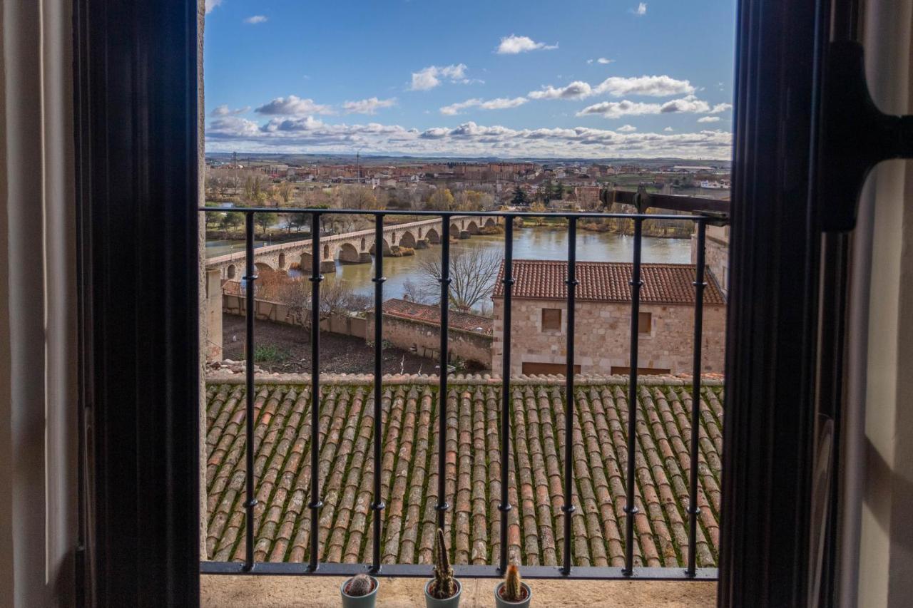 El Puente Zamora